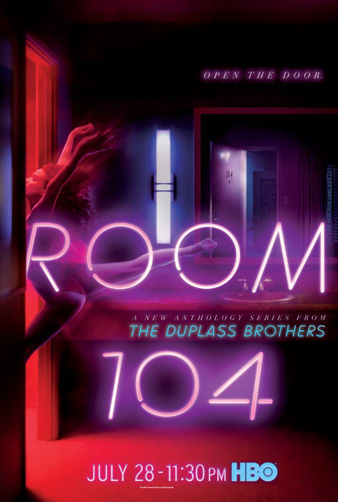 Temporada 1 poster for Room 104