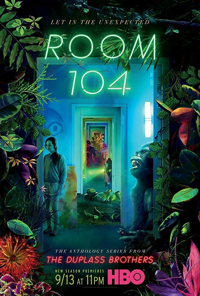Temporada 3 poster for Room 104