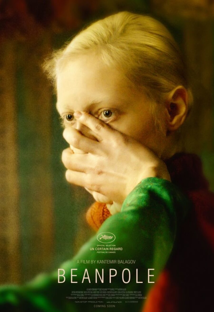 Poster of Beanpole - Cartel Internacional