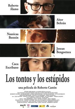 Poster Los tontos y los estúpidos