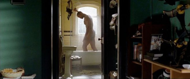 Will Smith naked in 'I, Robot'
