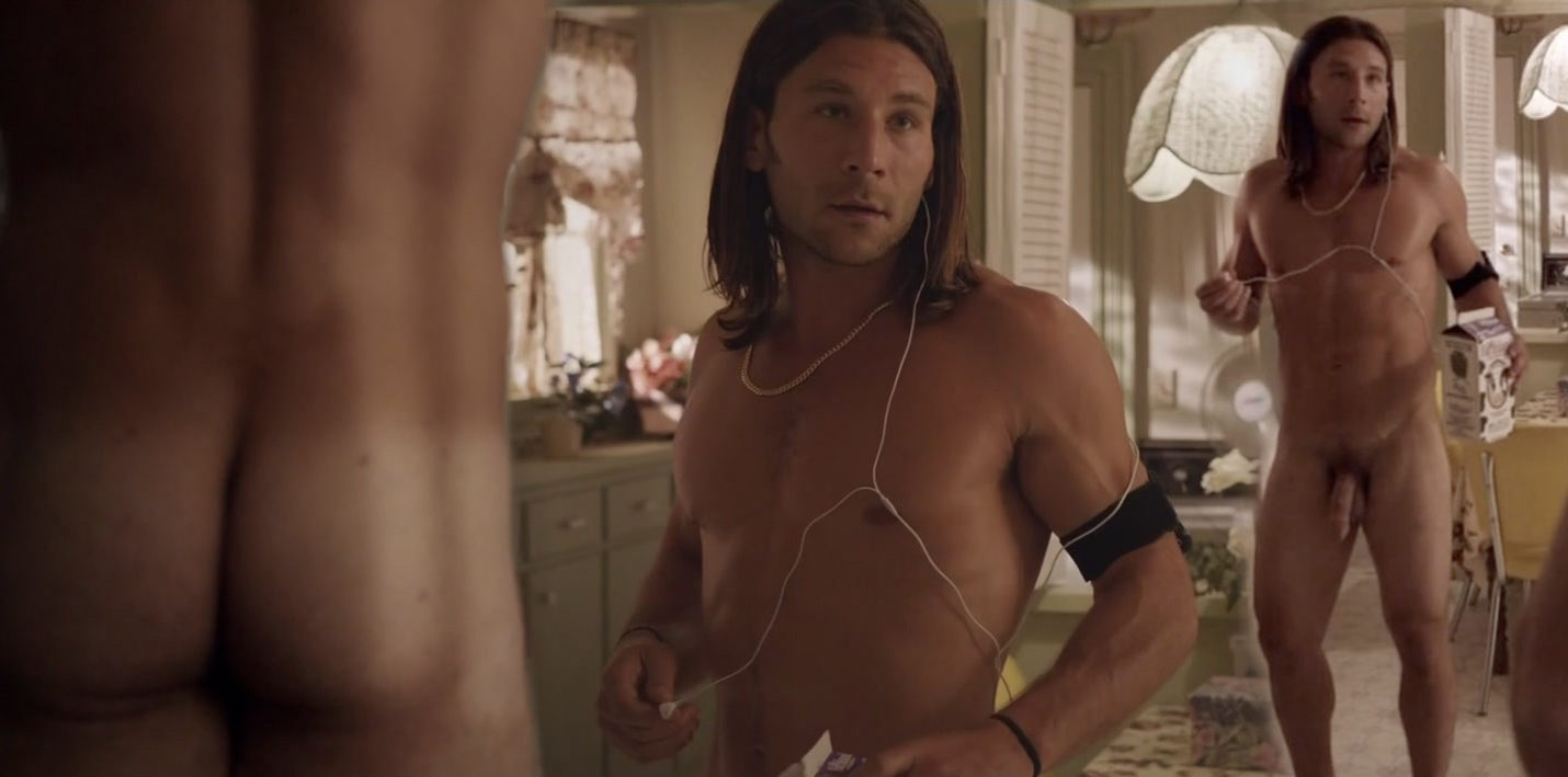 Zach McGowan naked in 'Shameless'