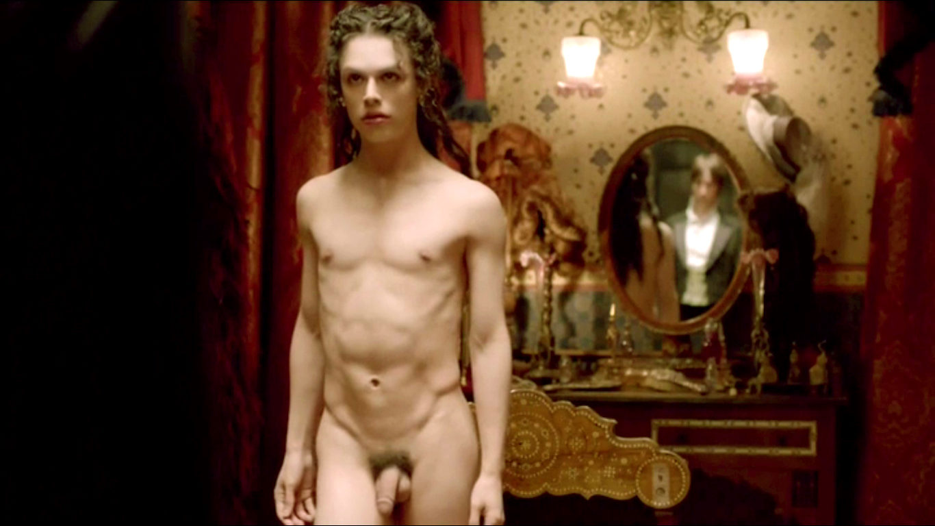 Naked Jonny Beauchamp shows his penis in 'Penny Dreadful'