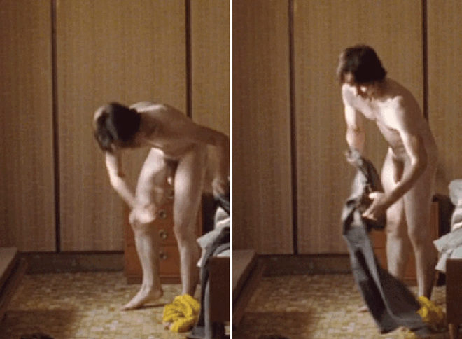James McAvoy fully naked in 'The Last King of Scotland'