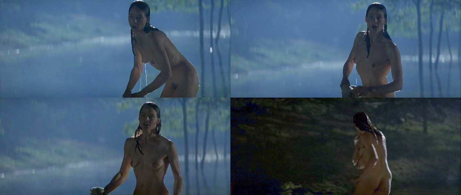 Jodie Foster totally naked shows her tits and her bottom in 'Nell'
