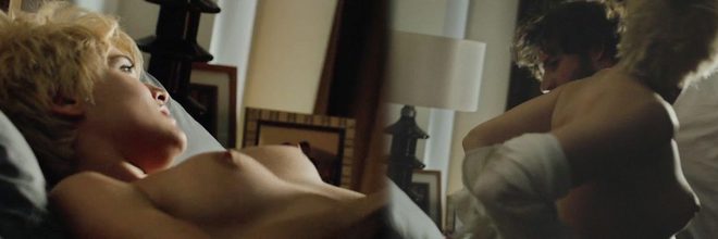 Adriana Ugarte naked shows her boobs in 'Julieta'