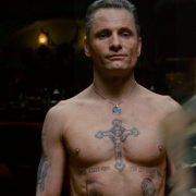 Viggo Mortensen completely naked shows his ass and cock in 'Eastern promises'