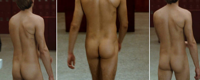 Devon Graye shows his ass completely naked