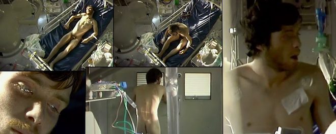 Cillian Murphy completely naked in '28 days later'