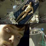 Cillian Murphy completely naked in '28 days later'