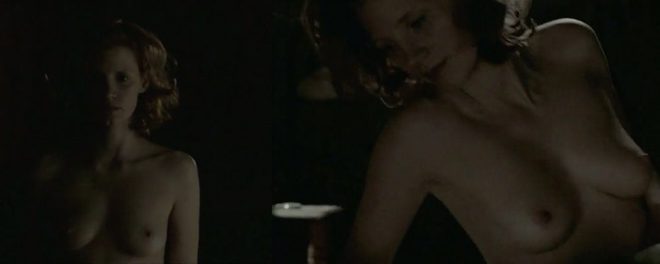 Jessica Chastains shows her boobs in 'Lawless'