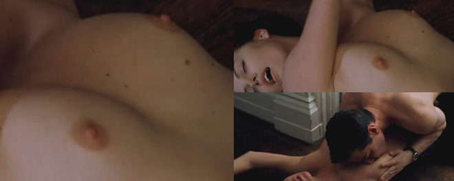 Charlize Theron shows her tits in 'The Devil's Advocate'
