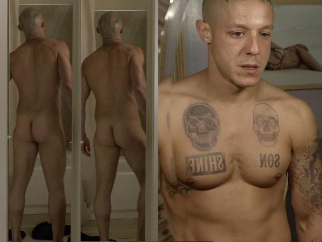 Theo Rossi shows his butt in 'Sons of Anarchy'