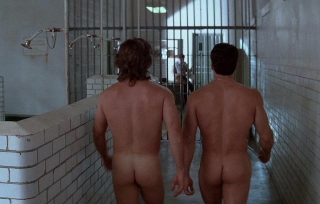 Kurt Russell and Sylvester Stallone show their butts in 'Tango & Cash'