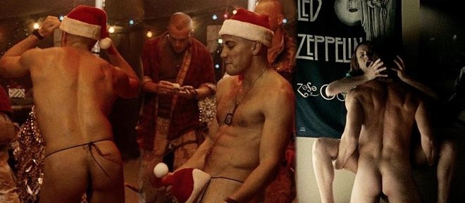 Jake Gyllenhaal shows his butt in 'Jarhead'