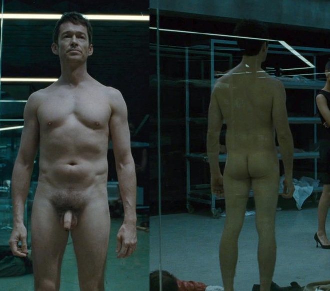 Simon Quarterman naked in 'Westworld'