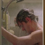 Hugh Dancy shows his butt in 'Tempo'