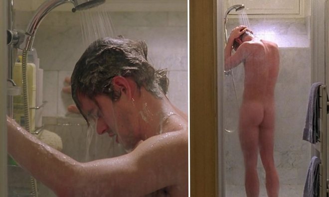 Hugh Dancy shows his butt in 'Tempo'