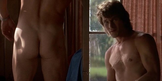 Patrick Swayze shows his butt in 'Road House'
