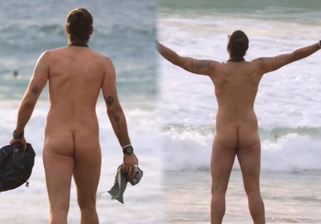 Russell Brand shows his butt in 'Ballers'