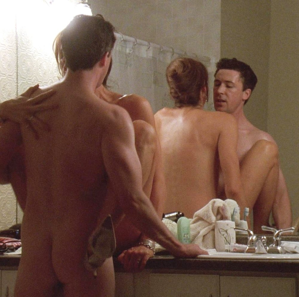 Aidan Gillen shows his butt in a sex scene from 'The Wire'
