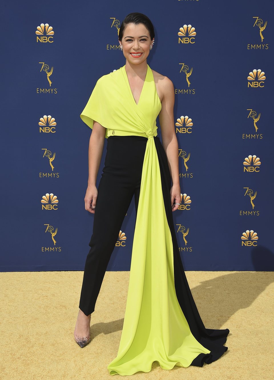 Tatiana Maslany on the red carpet at the Emmys 2018