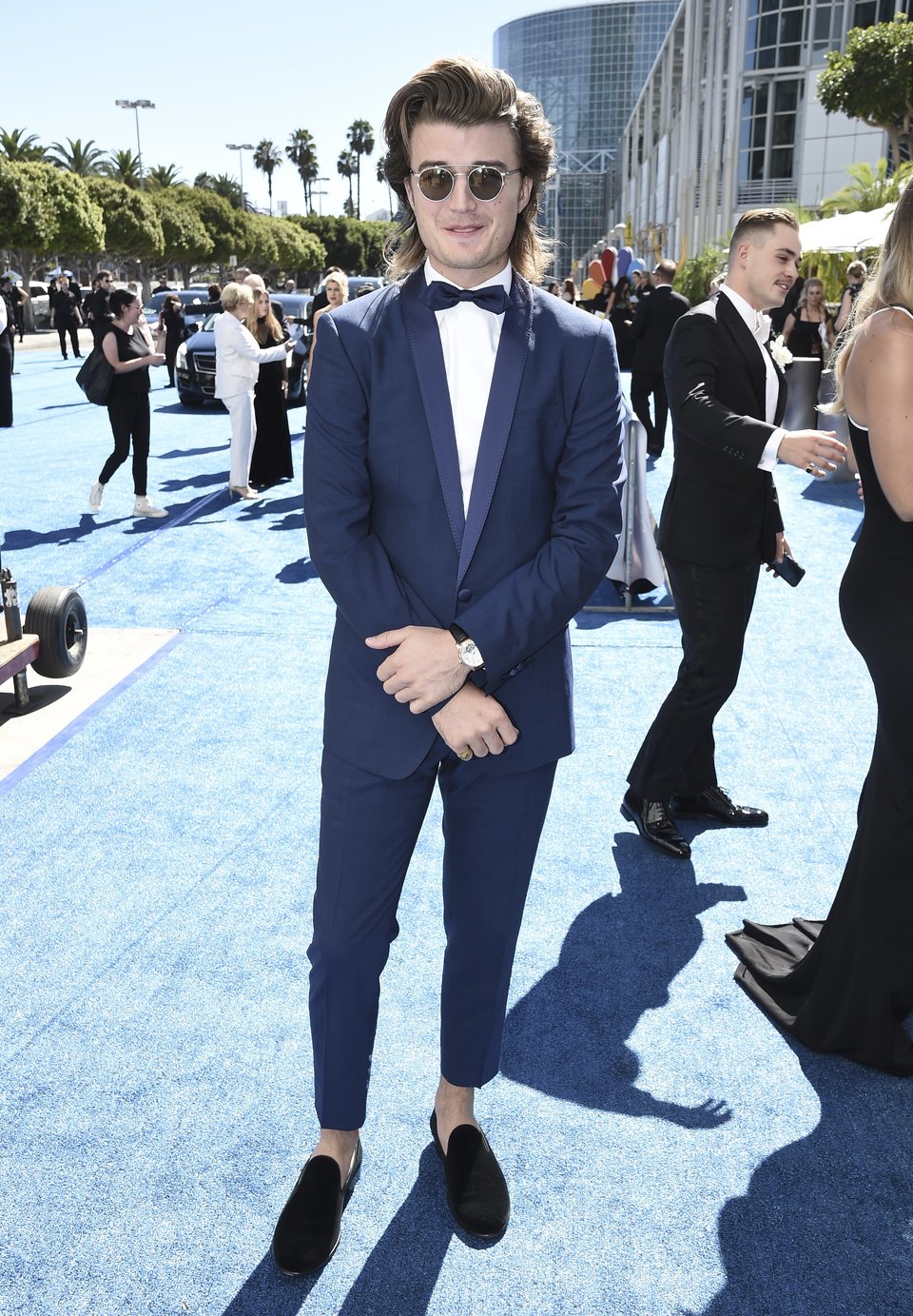 Joe Keery at the Emmys 2018 red carpet
