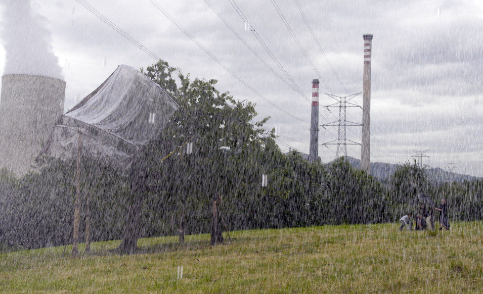 Imagen de la película Ashes from the Sun