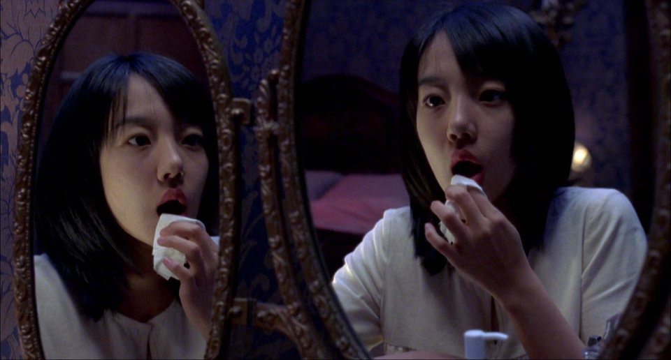 Imagen de la película A Tale of Two Sisters