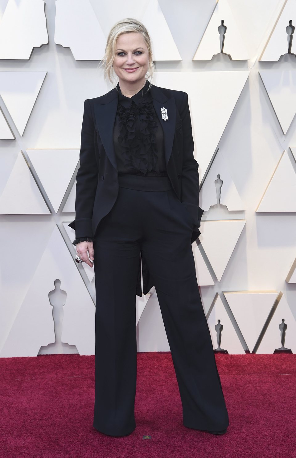 Amy Poehler on the red carpet at the Oscars 2019
