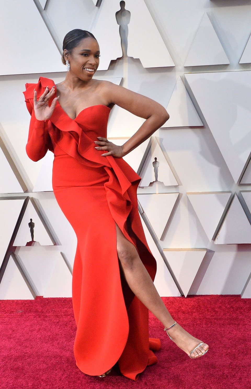 Jennifer Hudson on the red carpet at the Oscars 2019
