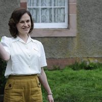 Foto de 'Tell It to the Bees'