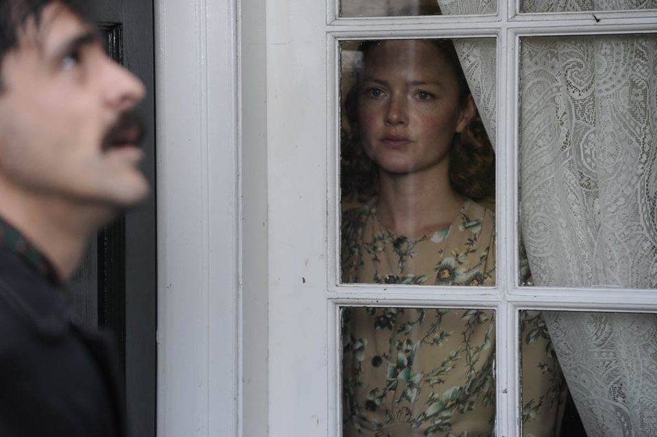 Imagen de la película Tell It to the Bees