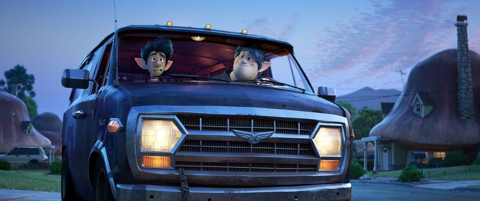Imagen de la película Onward