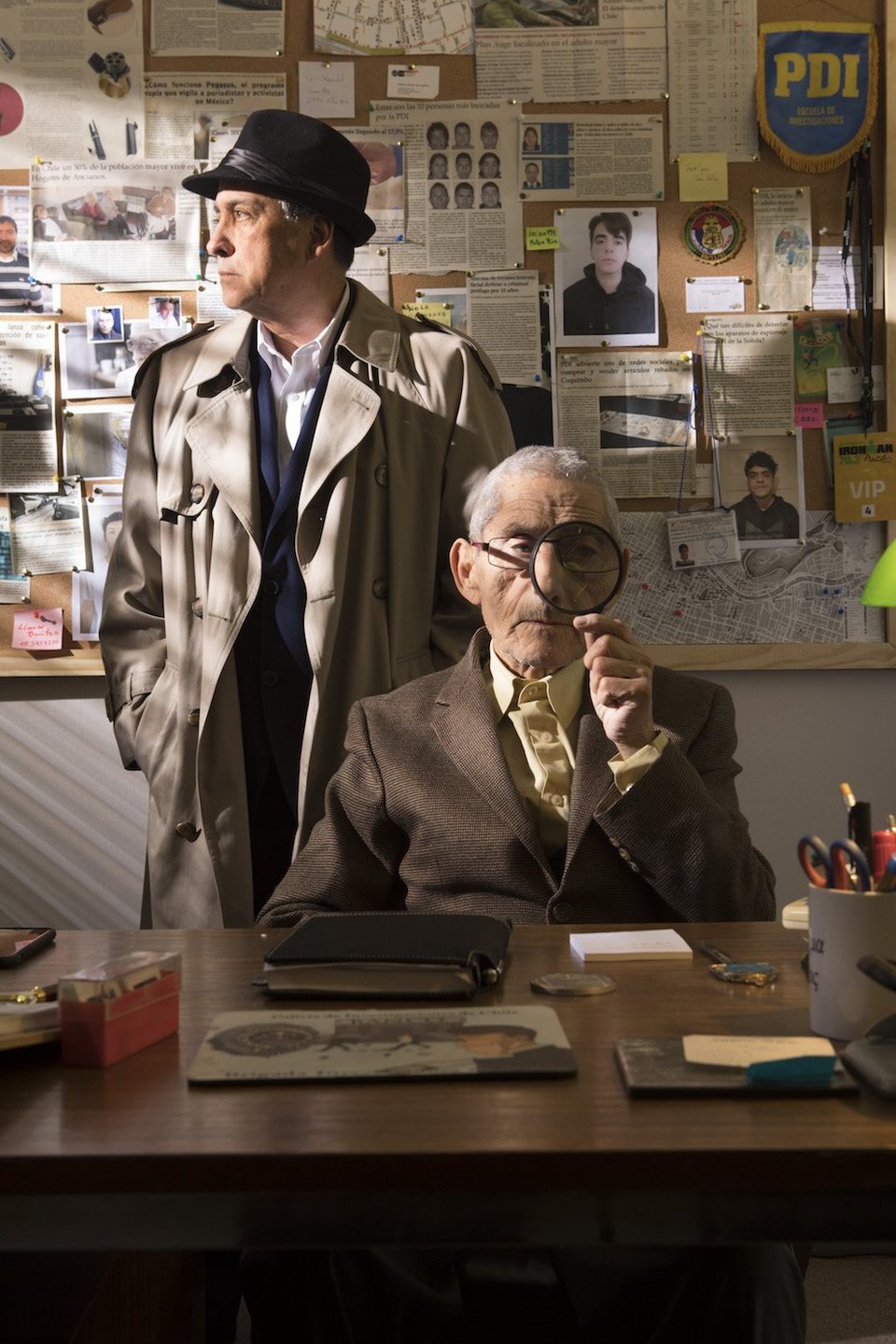 Imagen de la película The Mole Agent