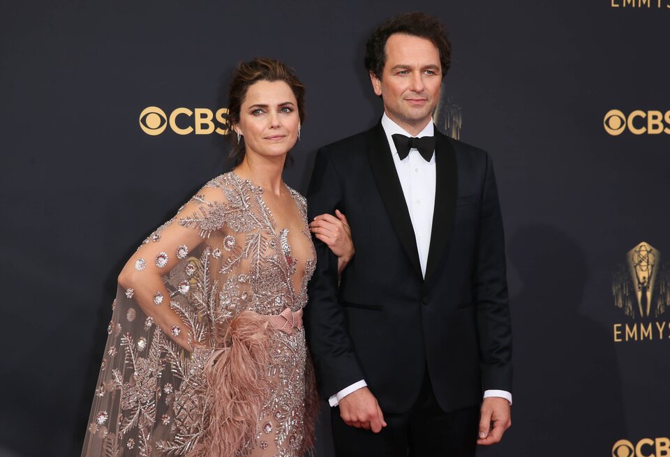Keri Russell and Matthew Rhys at the Emmy's 2021 red carpet