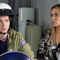 Foto de 'The Pebble and the Boy'