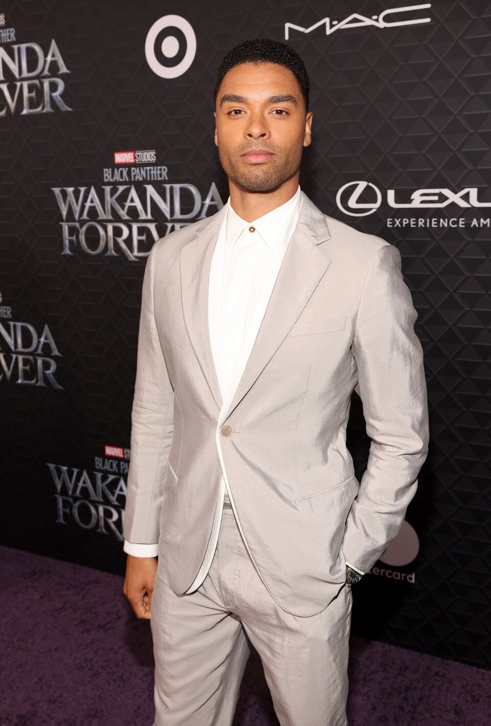 Regé-Jean Page at the 'Black Panther: Wakanda Forever' premiere