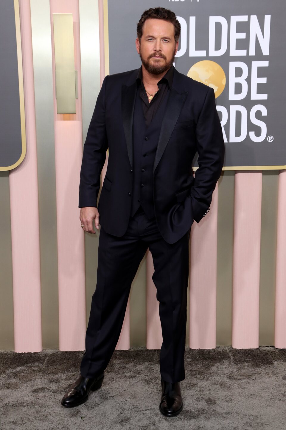 Cole Hauser at the Golden Globes 2023 red carpet