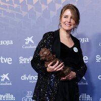 Manuela Ocón at the winner's carpet of the 2023 Goya Awards