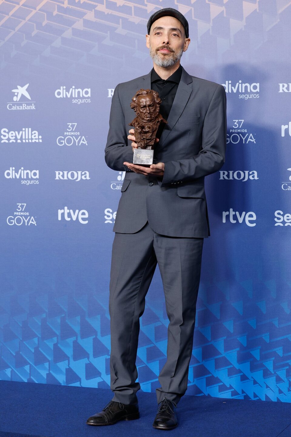 Pablo Polledri at the winner's carpet of the 2023 Goya Awards