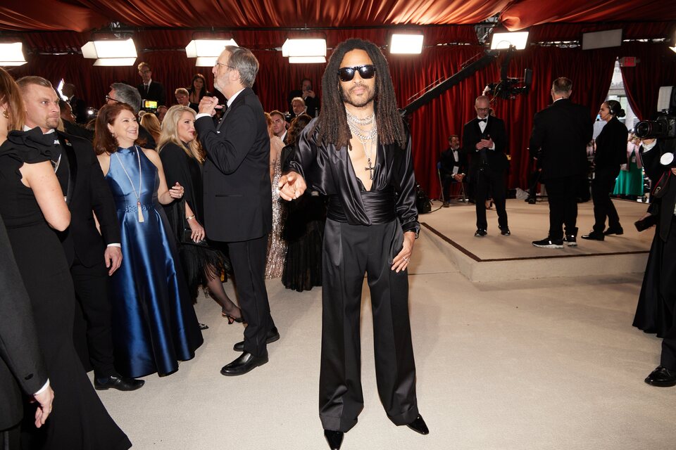 Lenny Kravitz at the champagne carpet of the Oscar Awards 2023