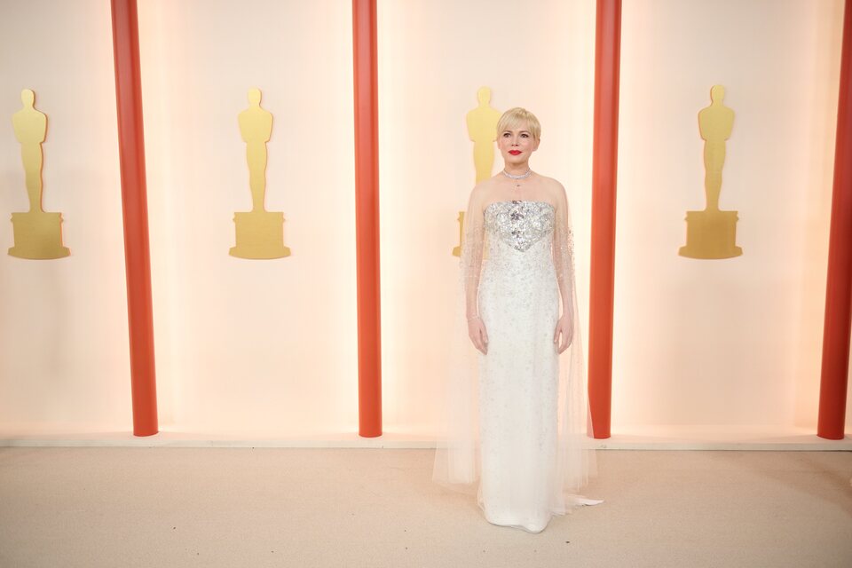 Michelle Williams at the champagne carpet of the Oscar Awards 2023
