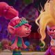 Imagen de la película Trolls Band Together