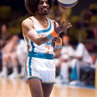 Semi Profesional: Un equipo de pelotas