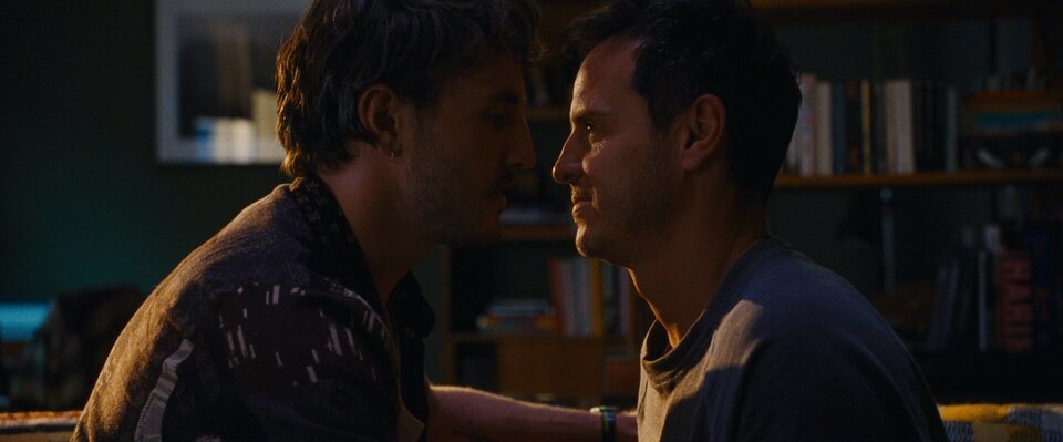 Imagen de la película All of Us Strangers