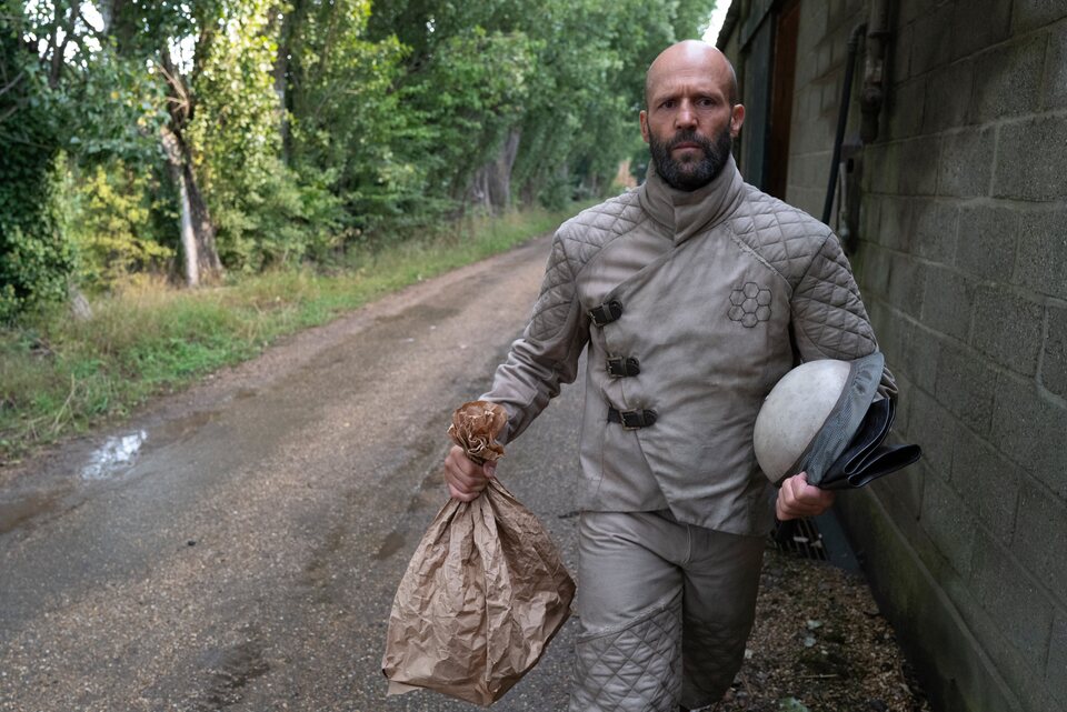 Imagen de la película The Beekeeper