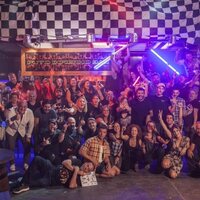 Foto de 'Por tus muertos'
