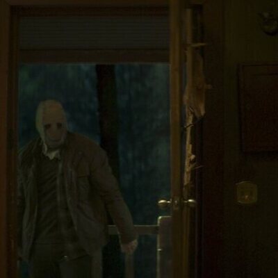 The Strangers: Chapter 1