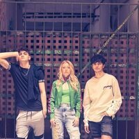 Foto de 'How to Screw It All Up'